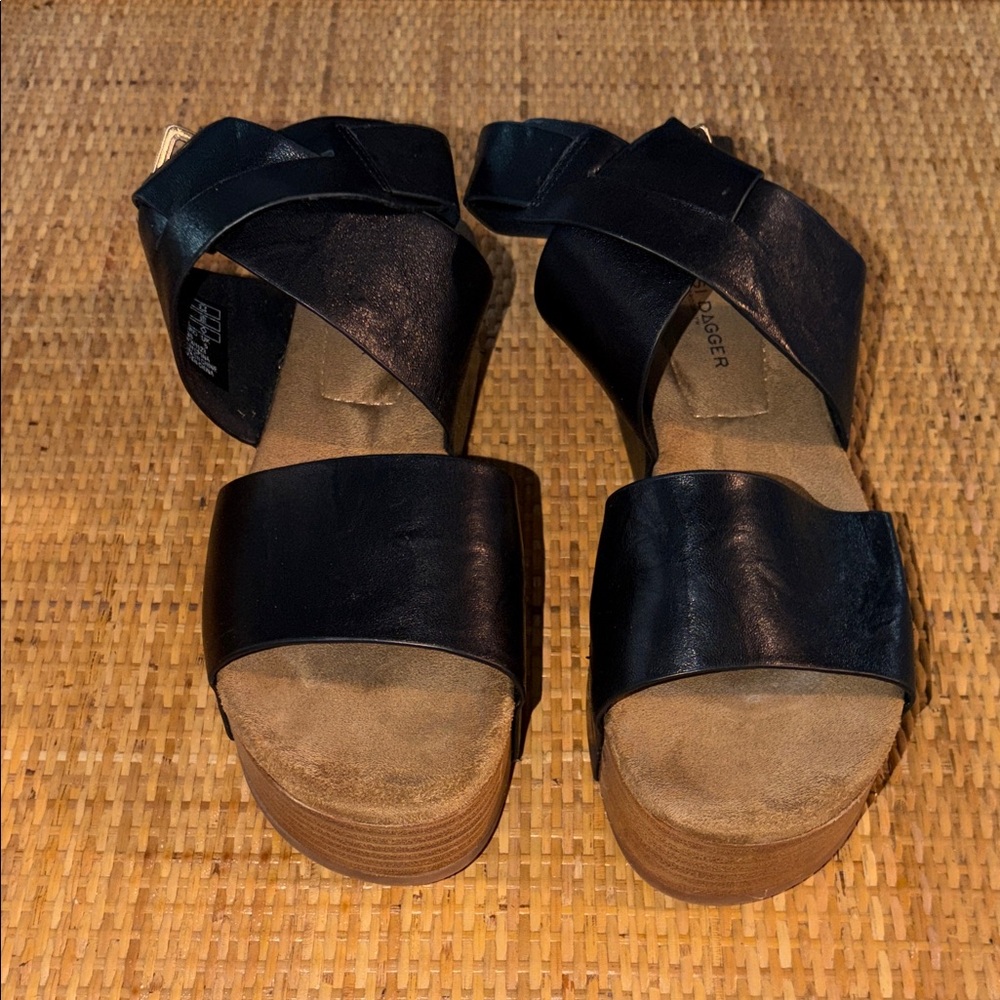 Kelsi Dagger Black Leather Sandals